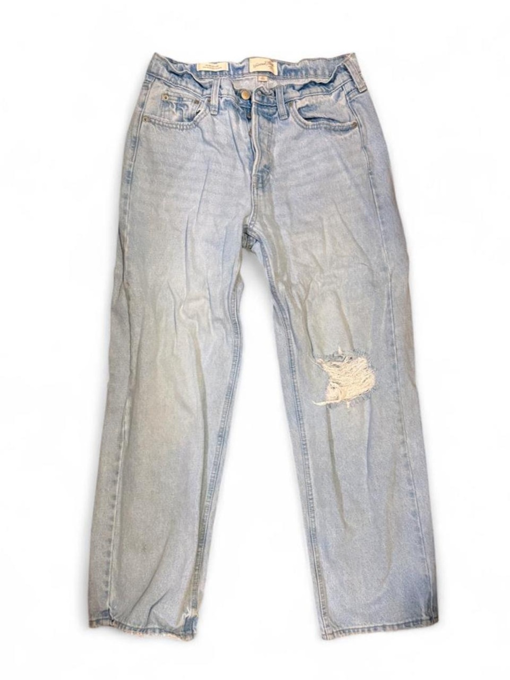 Universal Thread Light Blue Straight Leg Jeans with Knee Distress
